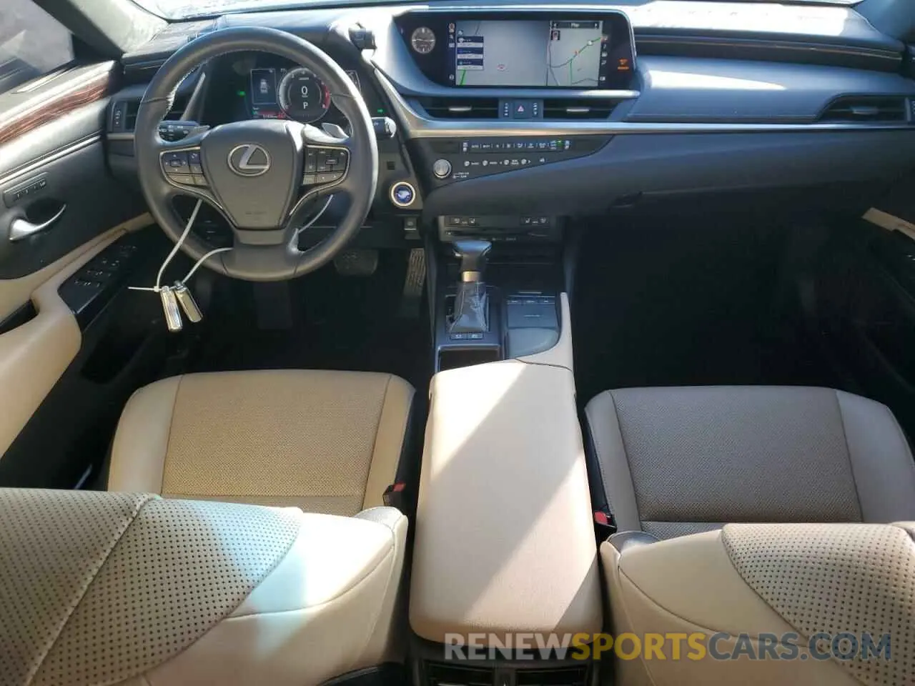 8 fotografías del automóvil dañado 58ADA1C14MU003382 LEXUS ES300 2021