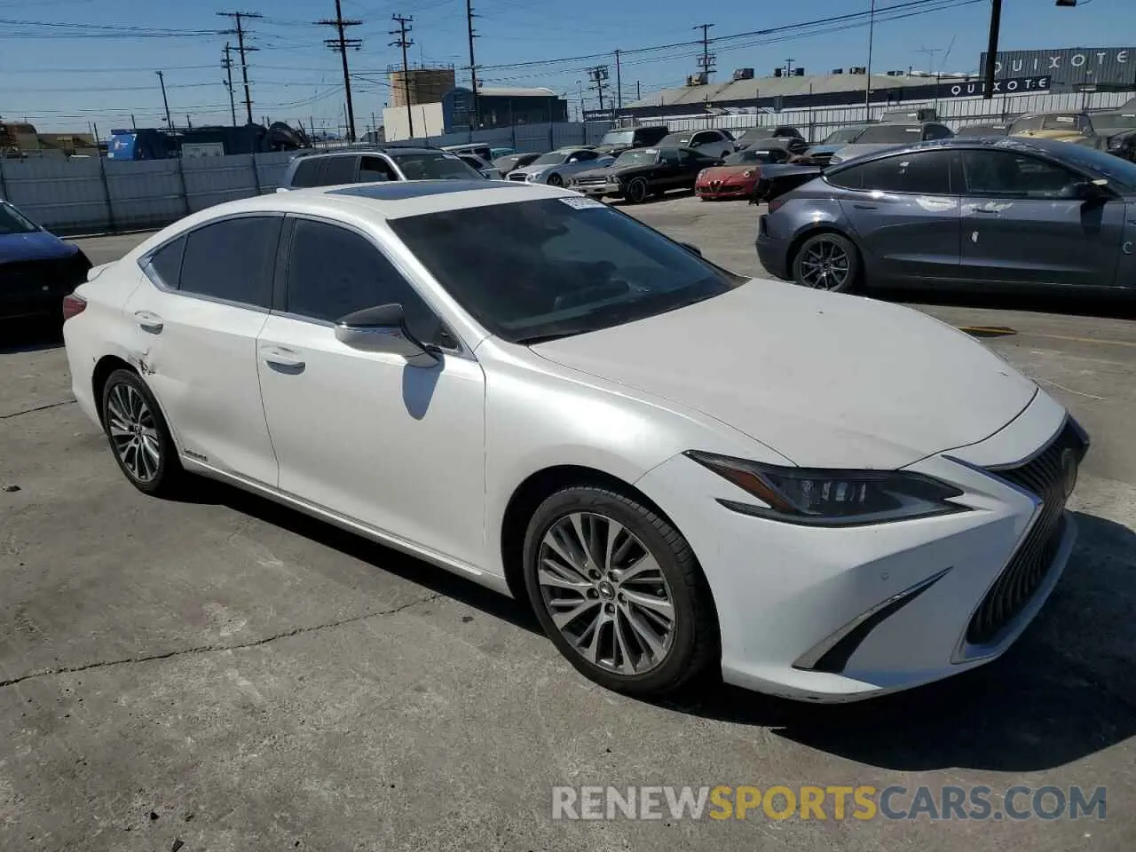 4 fotografías del automóvil dañado 58ADA1C15MU003150 LEXUS ES300 2021