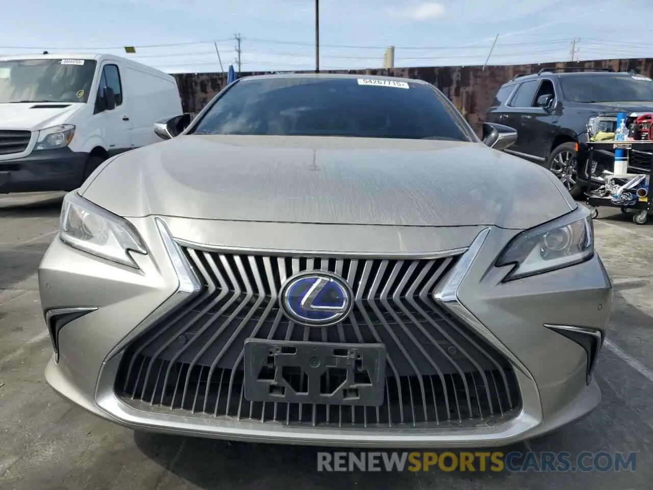 5 fotografías del automóvil dañado 58ADA1C18MU001585 LEXUS ES300 2021
