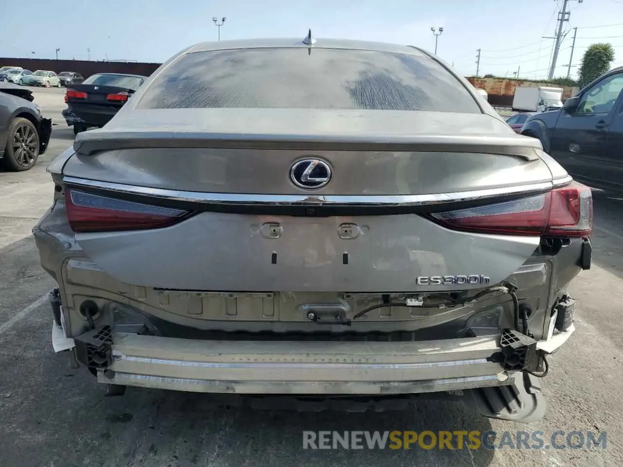 6 fotografías del automóvil dañado 58ADA1C18MU001585 LEXUS ES300 2021