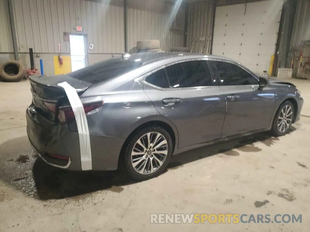 3 fotografías del automóvil dañado 58ADA1C18MU002283 LEXUS ES300 2021