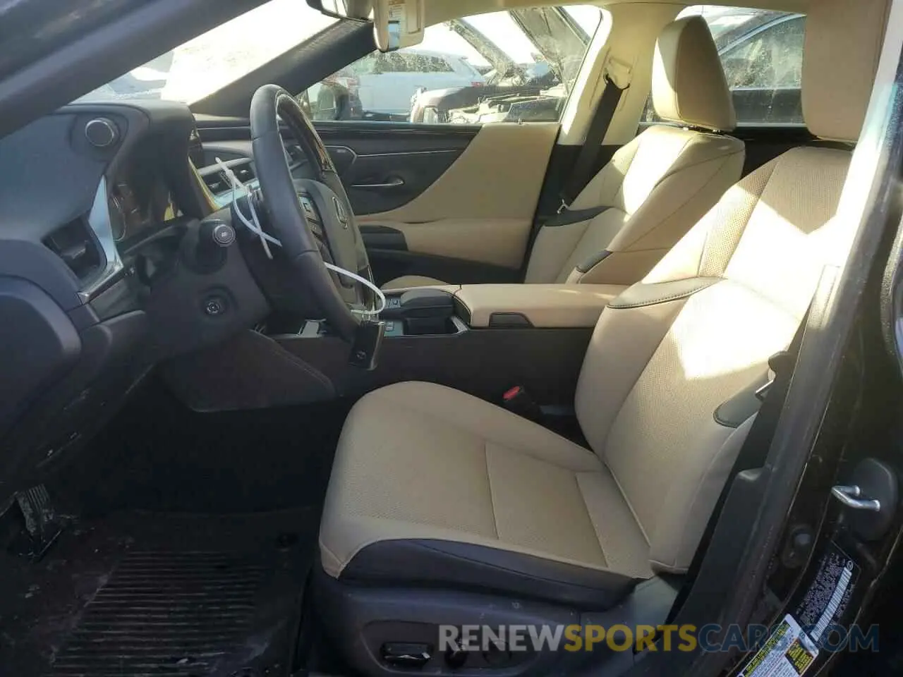 7 fotografías del automóvil dañado 58ADA1C18MU013087 LEXUS ES300 2021