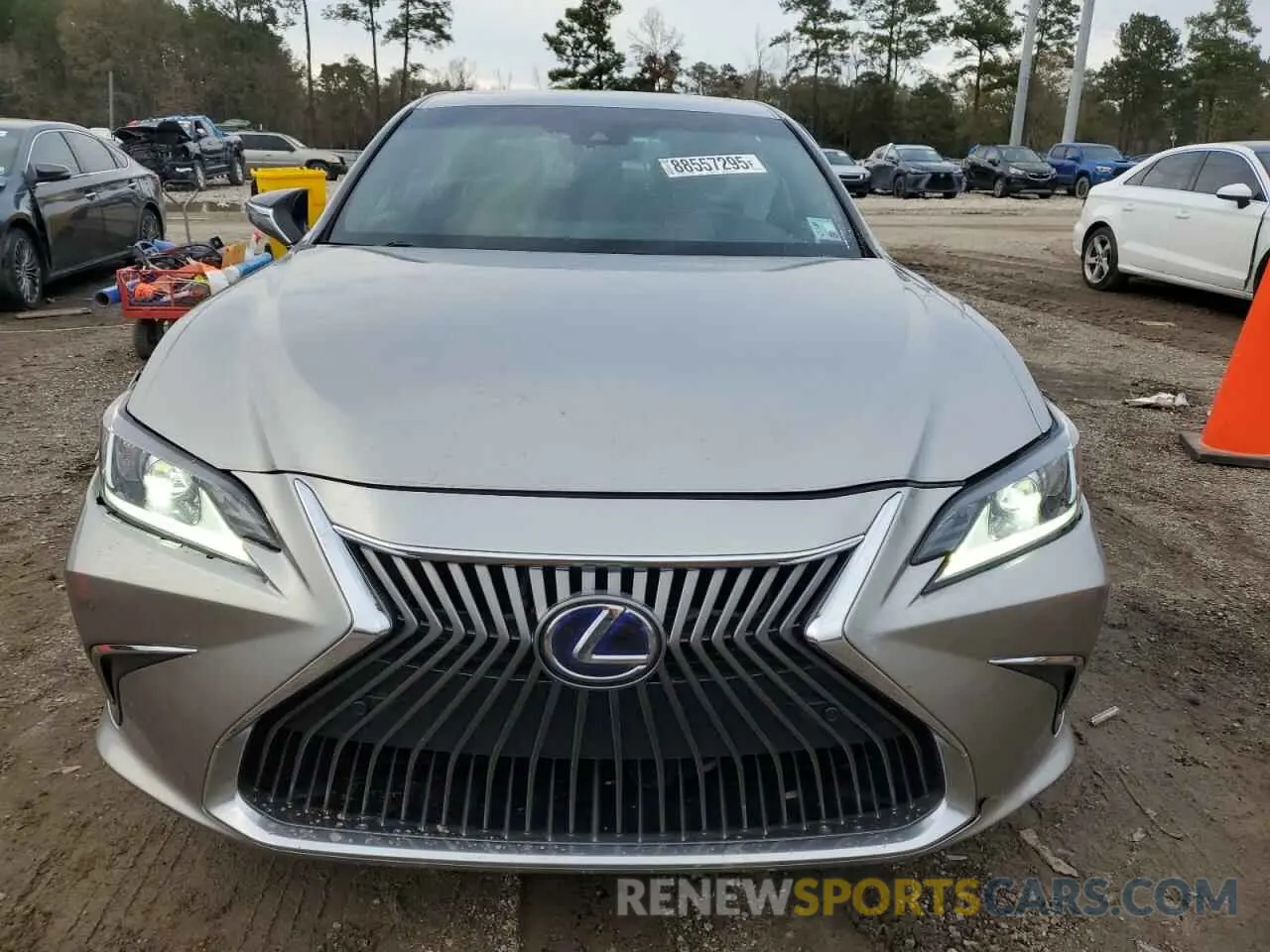 5 fotografías del automóvil dañado 58ADA1C1XMU001068 LEXUS ES300 2021