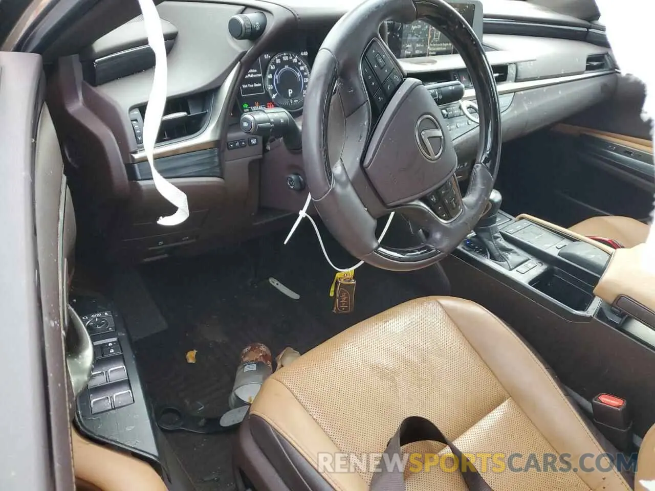8 fotografías del automóvil dañado 58ADA1C1XMU001068 LEXUS ES300 2021