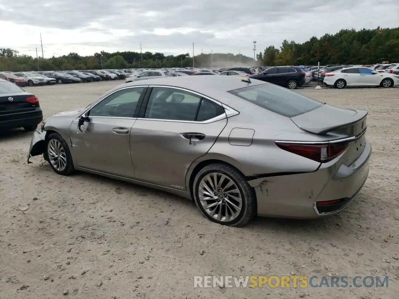 2 fotografías del automóvil dañado 58AEA1C10MU006039 LEXUS ES300 2021