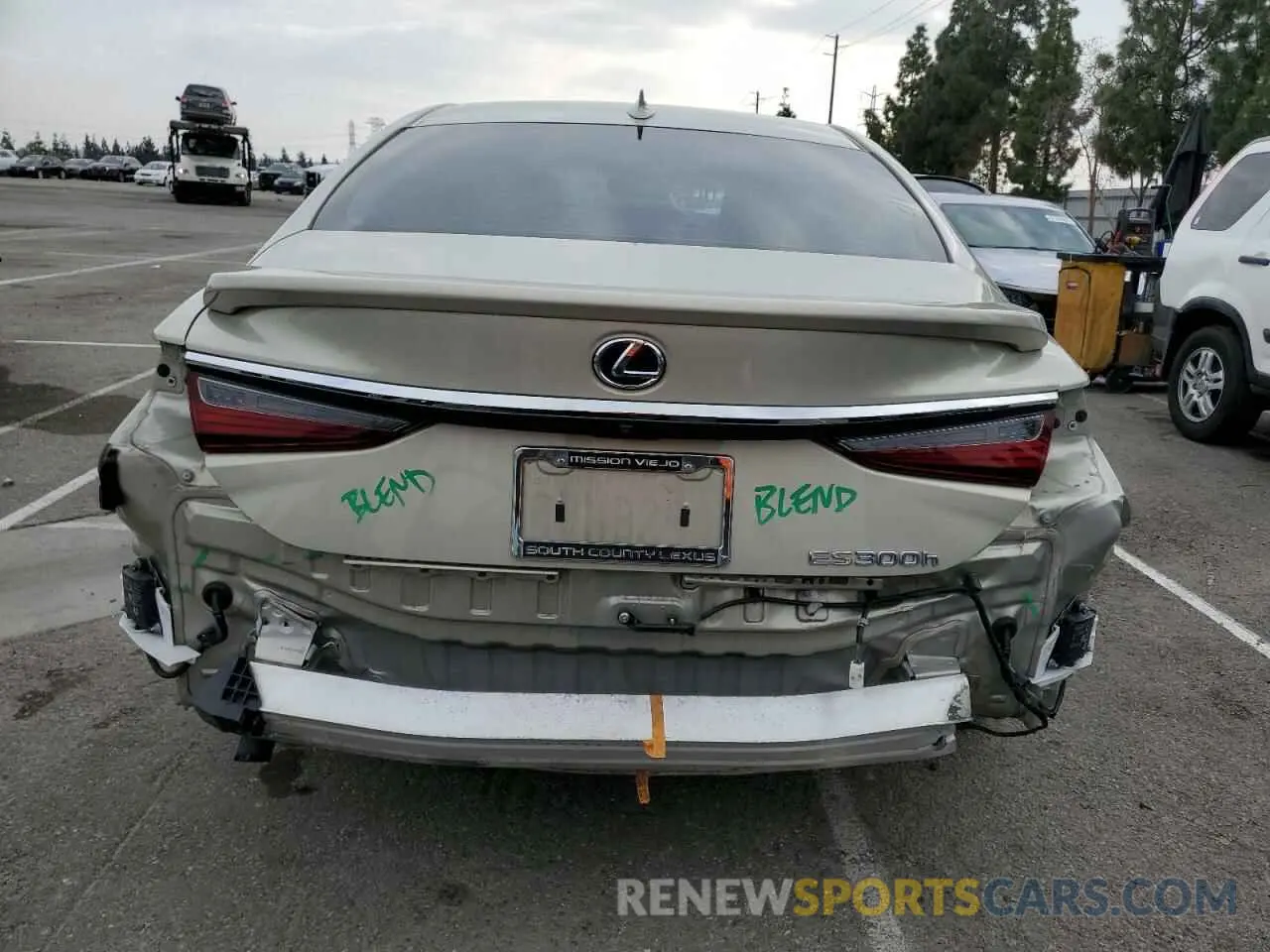 6 fotografías del automóvil dañado 58AEA1C12MU005765 LEXUS ES300 2021