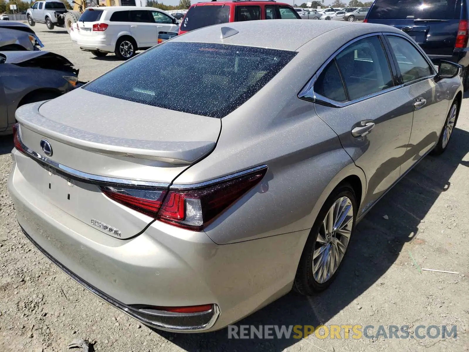 4 fotografías del automóvil dañado 58AEA1C1XMU001320 LEXUS ES300 2021