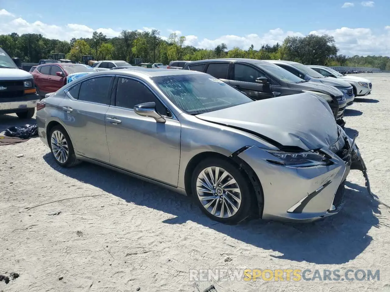 4 fotografías del automóvil dañado 58AFA1C15MU003299 LEXUS ES300 2021