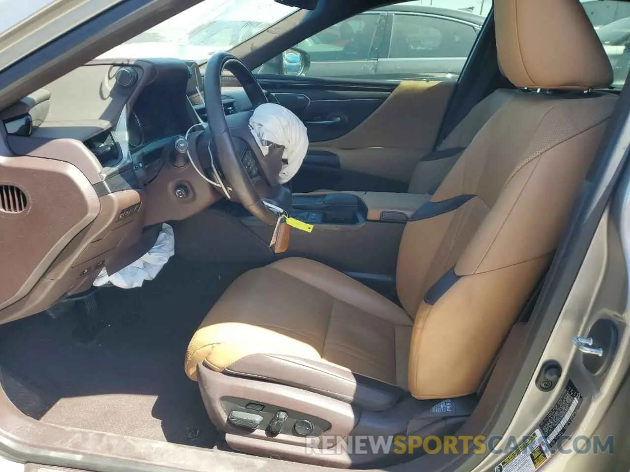 7 fotografías del automóvil dañado 58AFA1C15MU003299 LEXUS ES300 2021