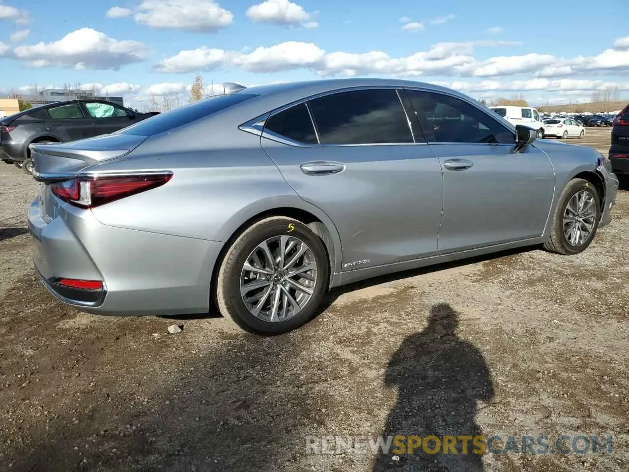 3 fotografías del automóvil dañado 58AB21B11NU013326 LEXUS ES300 2022
