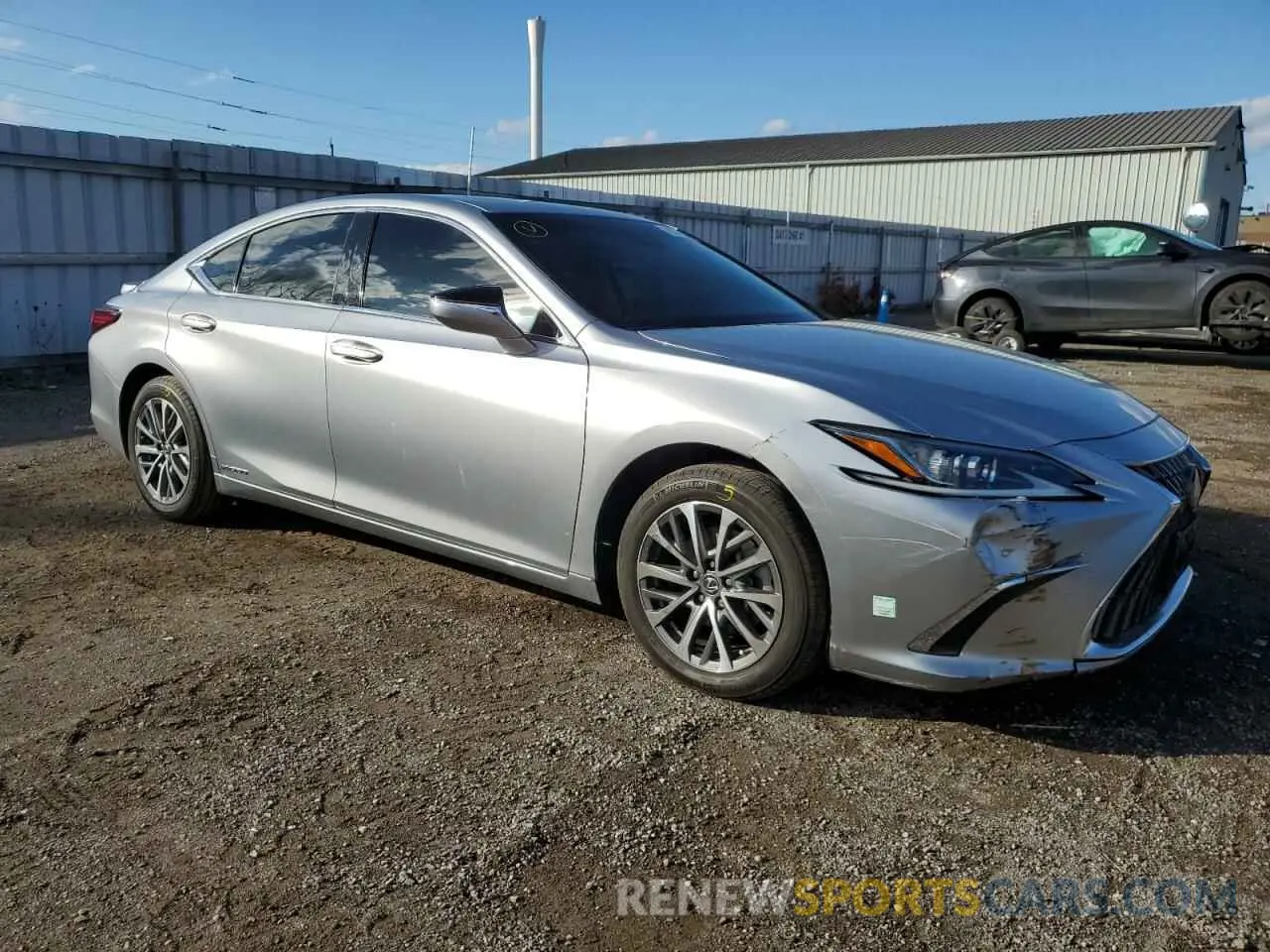 4 fotografías del automóvil dañado 58AB21B11NU013326 LEXUS ES300 2022
