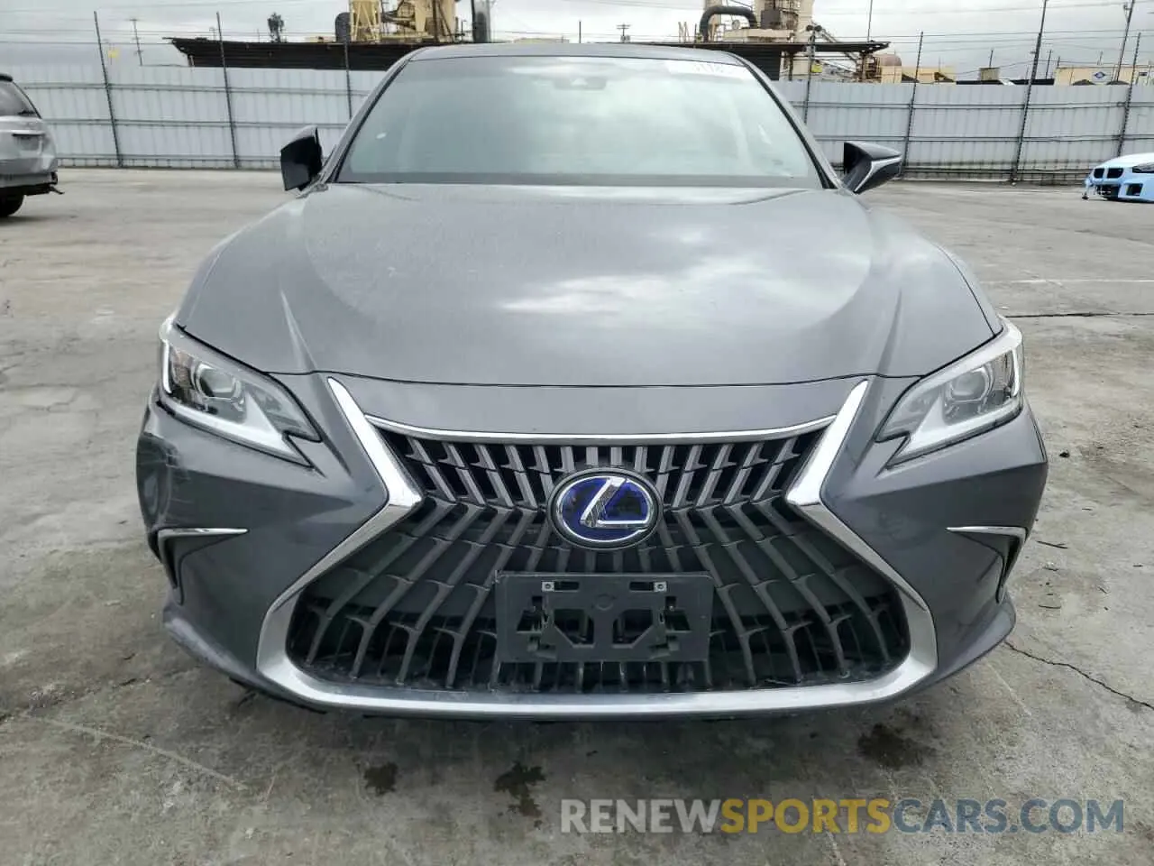 5 fotografías del automóvil dañado 58ACA1C18NU013913 LEXUS ES300 2022