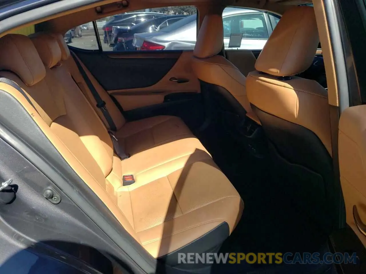 10 fotografías del automóvil dañado 58ADA1C15NU013761 LEXUS ES300 2022