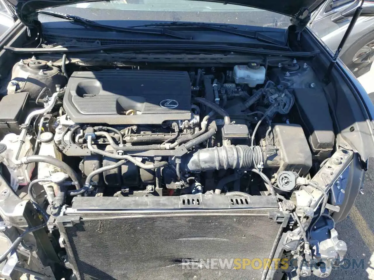 11 fotografías del automóvil dañado 58ADA1C15NU013761 LEXUS ES300 2022