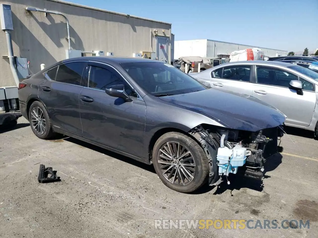 4 fotografías del automóvil dañado 58ADA1C15NU013761 LEXUS ES300 2022