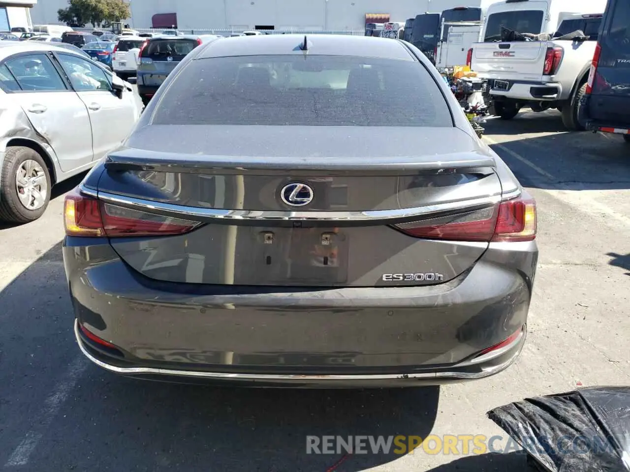 6 fotografías del automóvil dañado 58ADA1C15NU013761 LEXUS ES300 2022