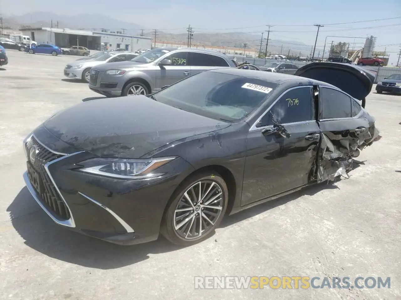 2 fotografías del automóvil dañado 58ADA1C16NU016491 LEXUS ES300 2022