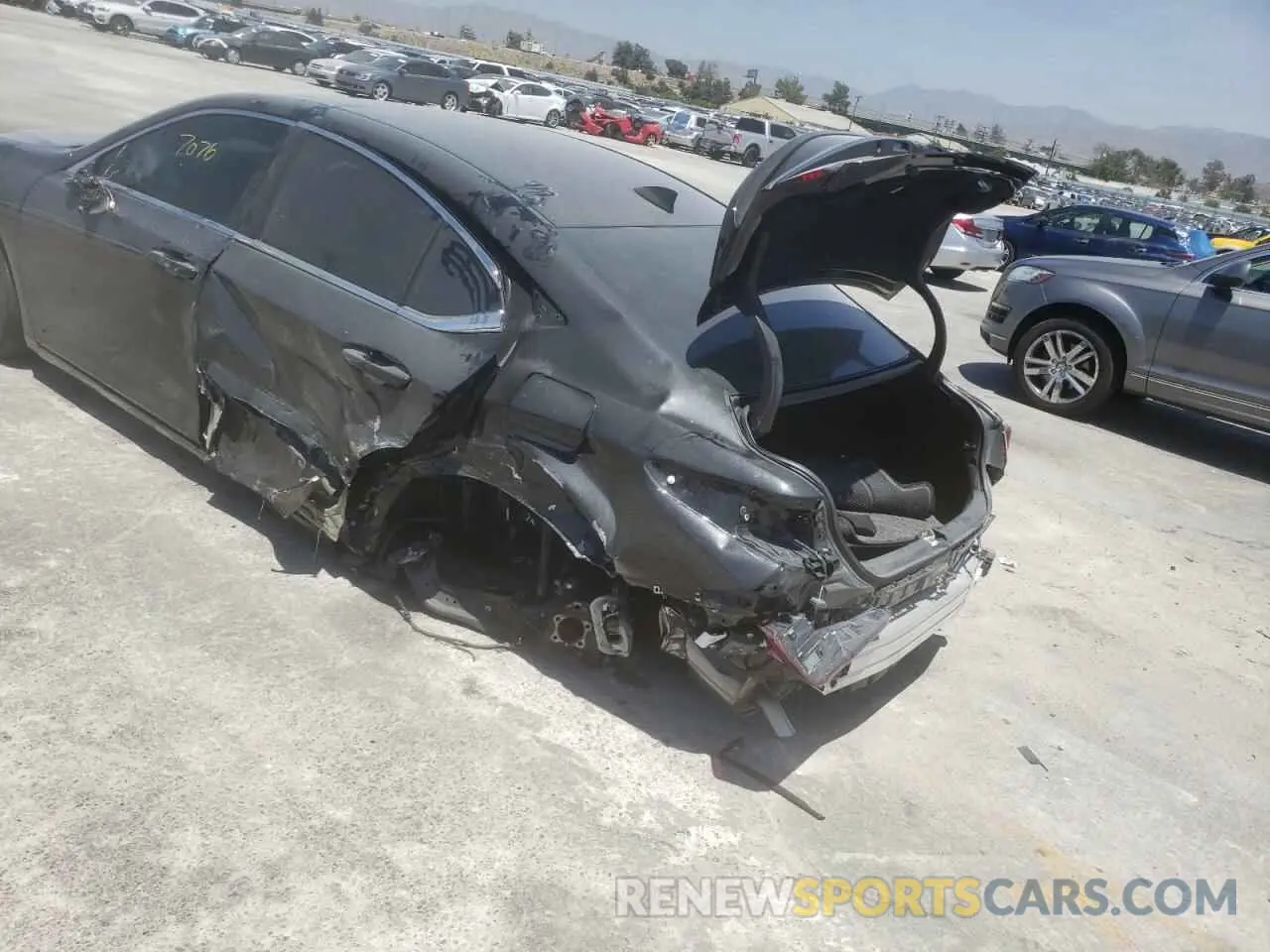 9 fotografías del automóvil dañado 58ADA1C16NU016491 LEXUS ES300 2022