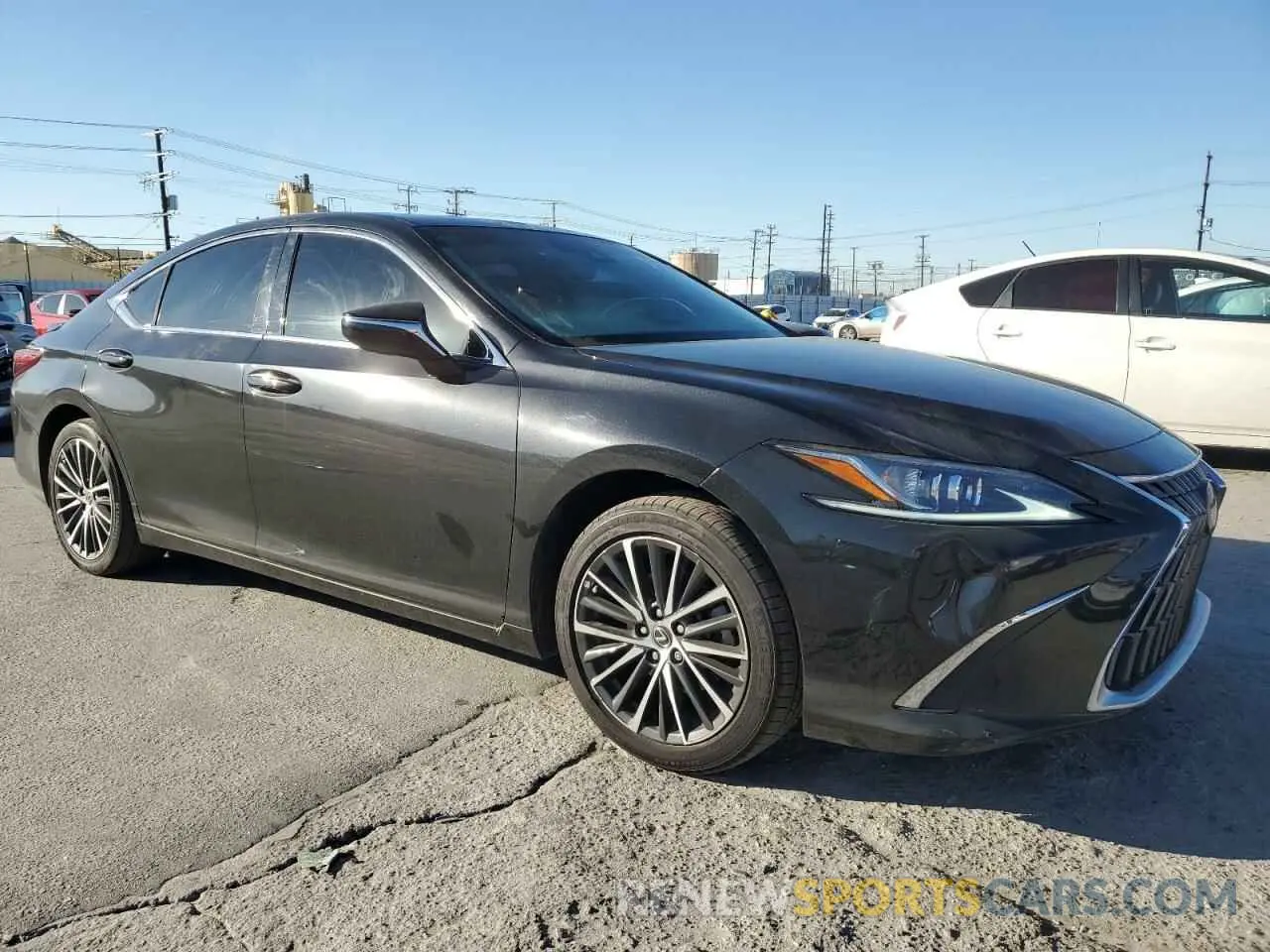 4 fotografías del automóvil dañado 58ADA1C19NU017926 LEXUS ES300 2022