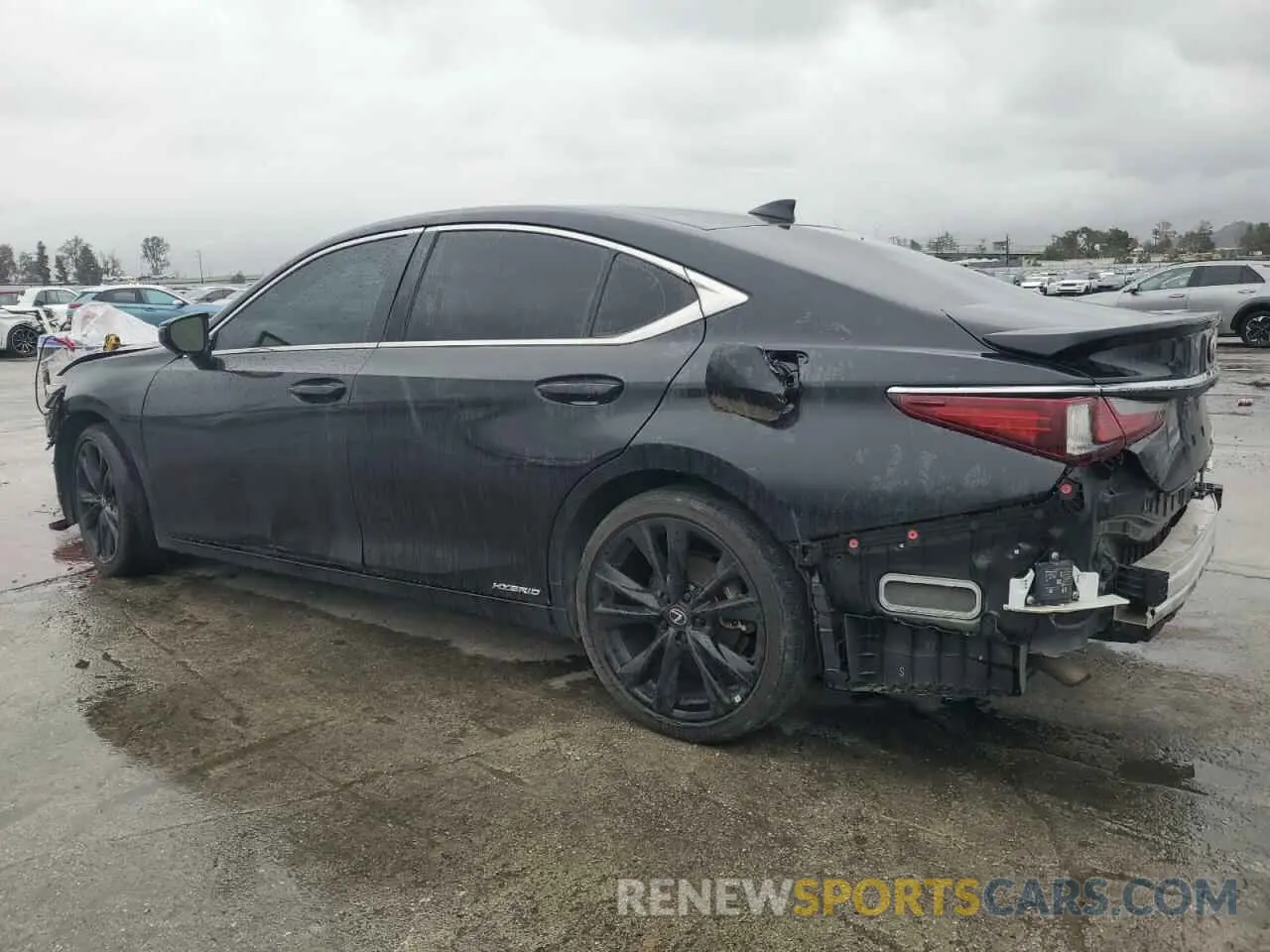 2 fotografías del automóvil dañado 58ADA1C19NU021166 LEXUS ES300 2022