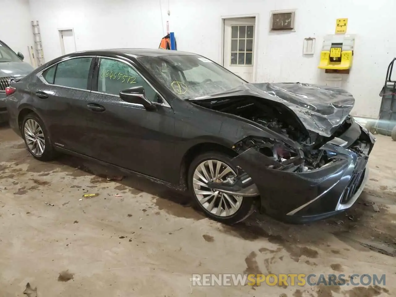 4 fotografías del automóvil dañado 58AEA1C19NU020989 LEXUS ES300 2022