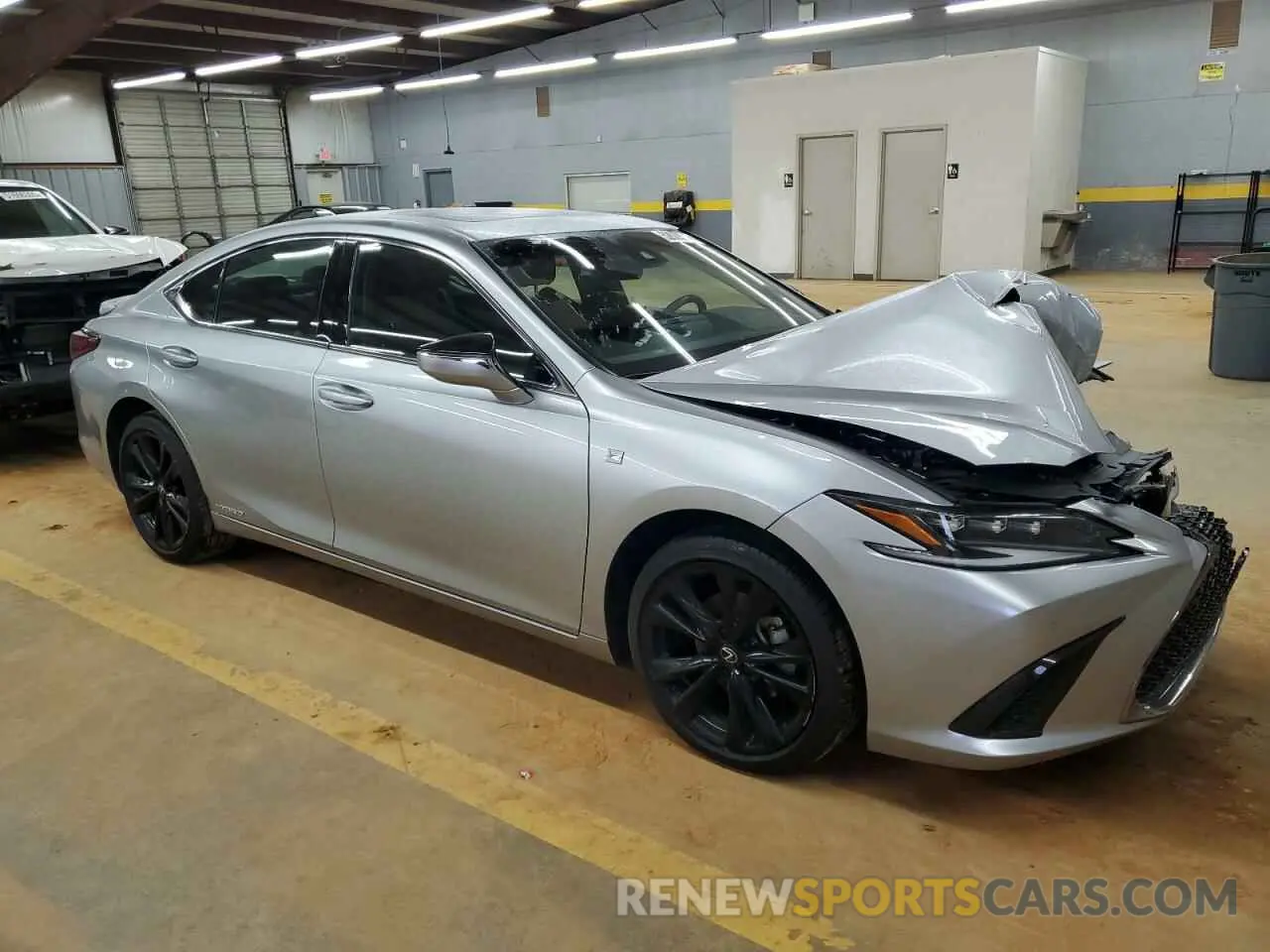 4 fotografías del automóvil dañado 58AGA1C1XNU014899 LEXUS ES300 2022
