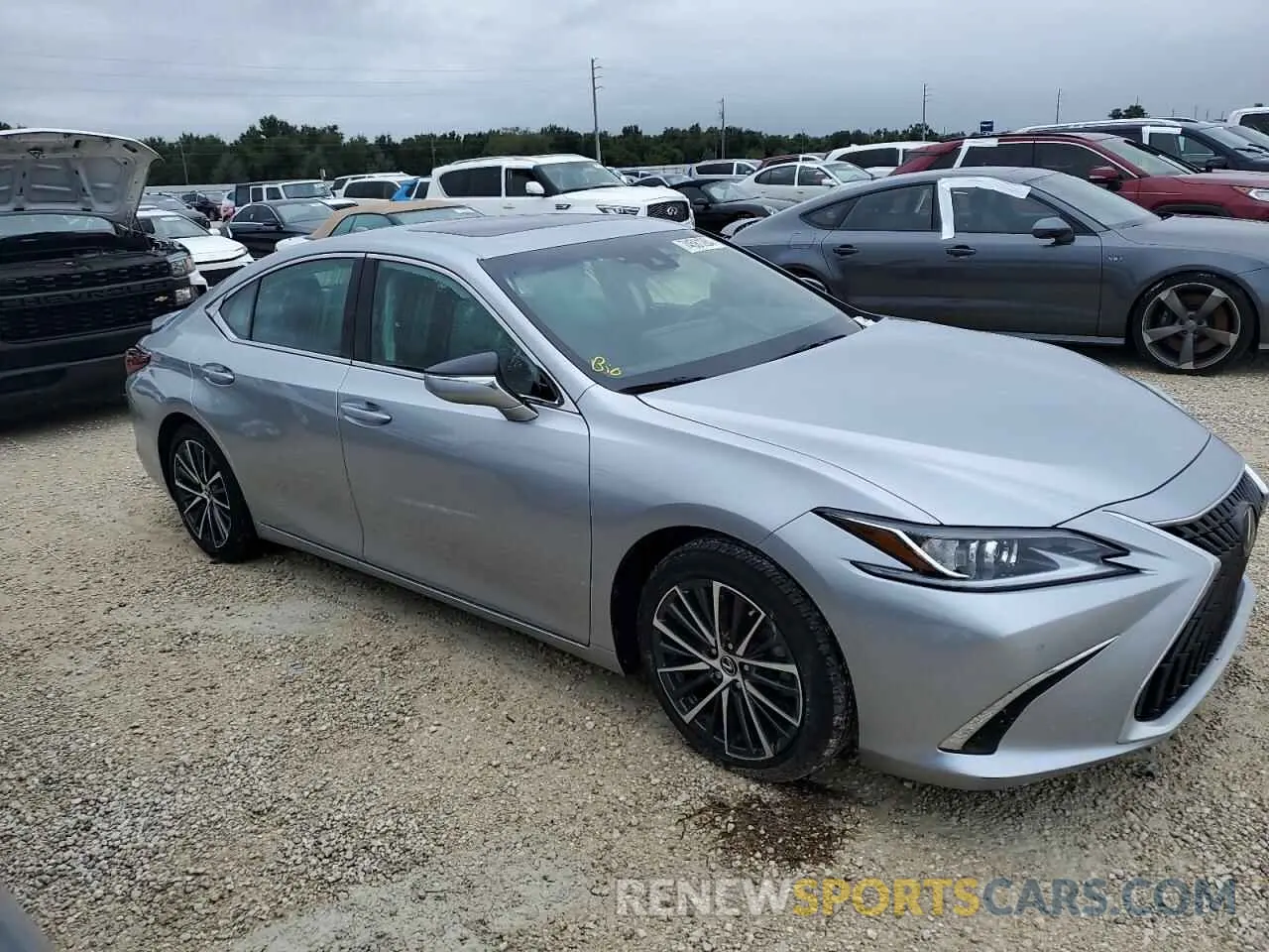 4 fotografías del automóvil dañado 58ADA1C11PU030897 LEXUS ES300 2023