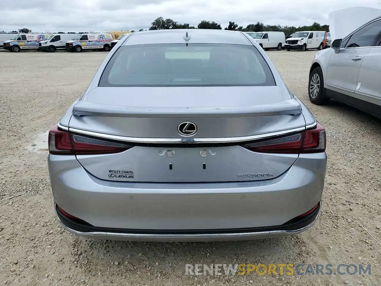 6 fotografías del automóvil dañado 58ADA1C11PU030897 LEXUS ES300 2023