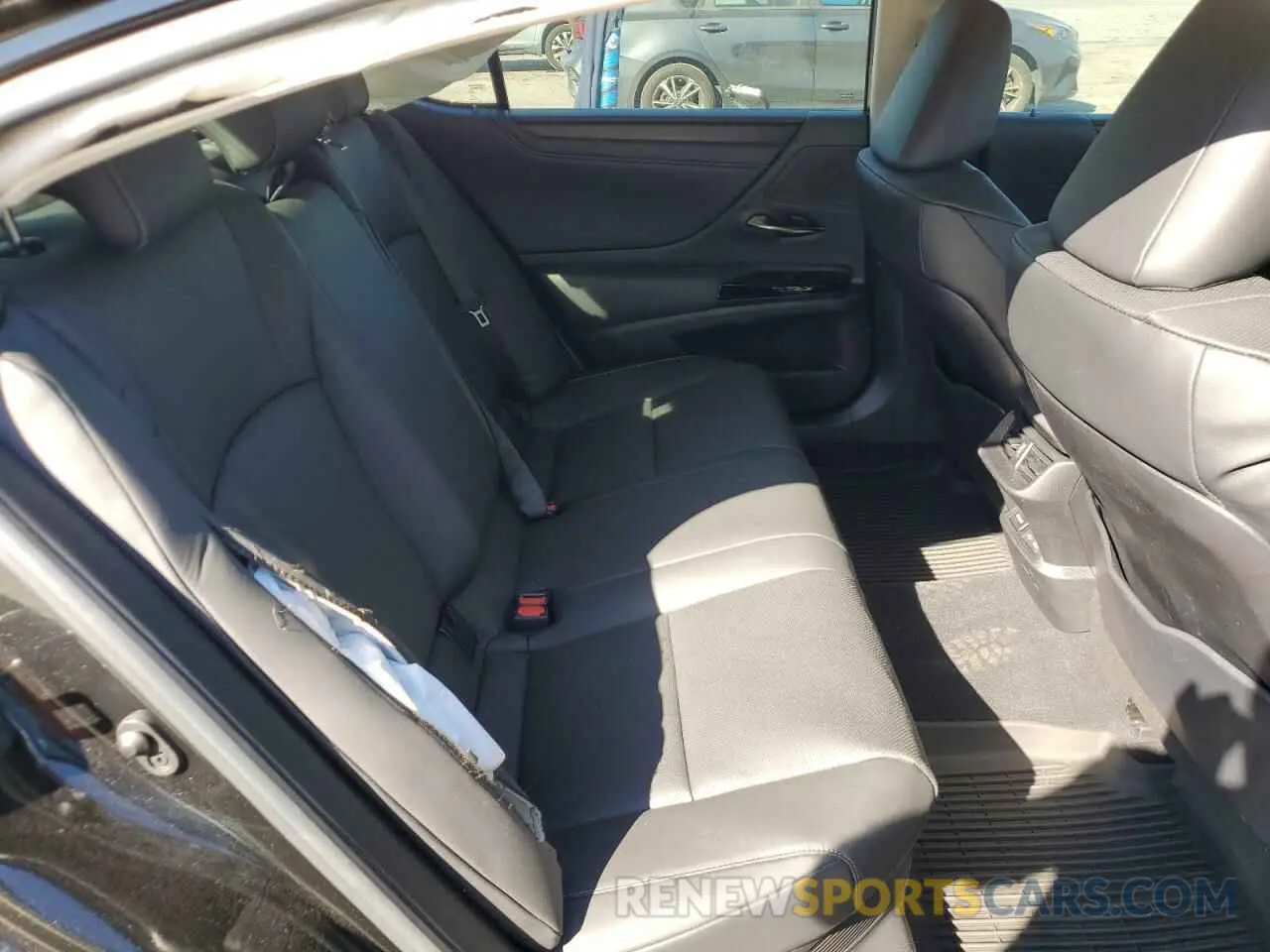 10 fotografías del automóvil dañado 58ADA1C12PU031458 LEXUS ES300 2023