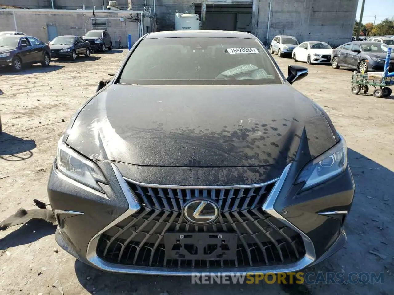 5 fotografías del automóvil dañado 58ADA1C12PU031458 LEXUS ES300 2023