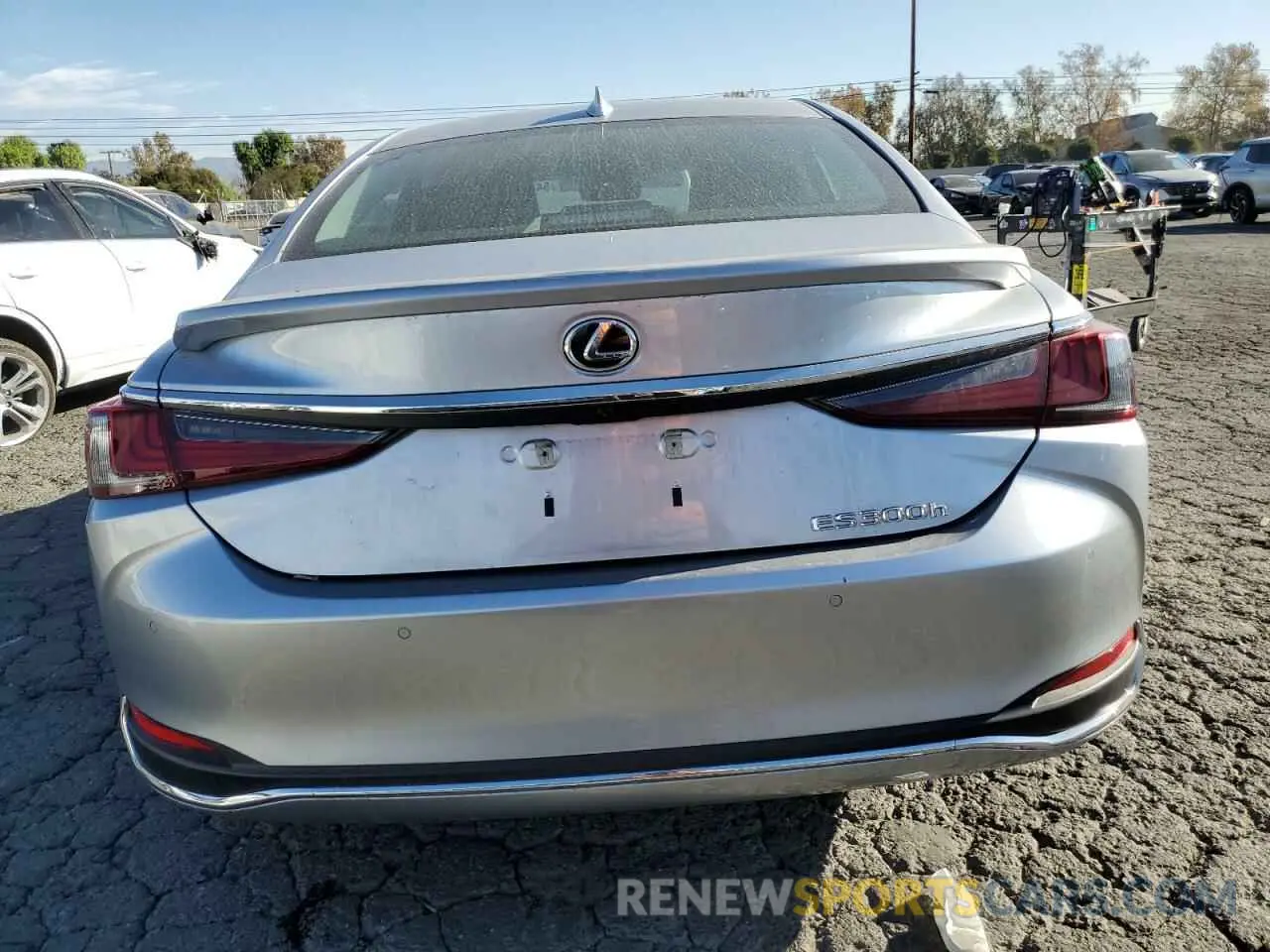6 fotografías del automóvil dañado 58ADA1C14PU032952 LEXUS ES300 2023