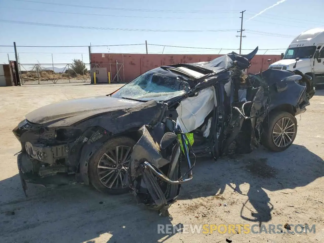 1 fotografías del automóvil dañado 58ADA1C18PU030881 LEXUS ES300 2023