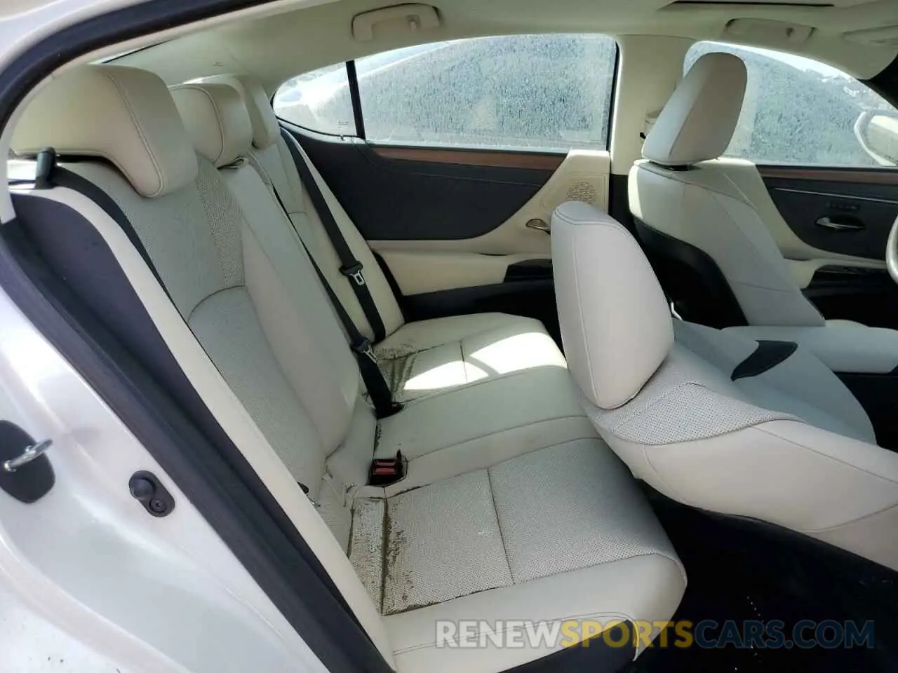 10 fotografías del automóvil dañado 58ADA1C18PU035224 LEXUS ES300 2023