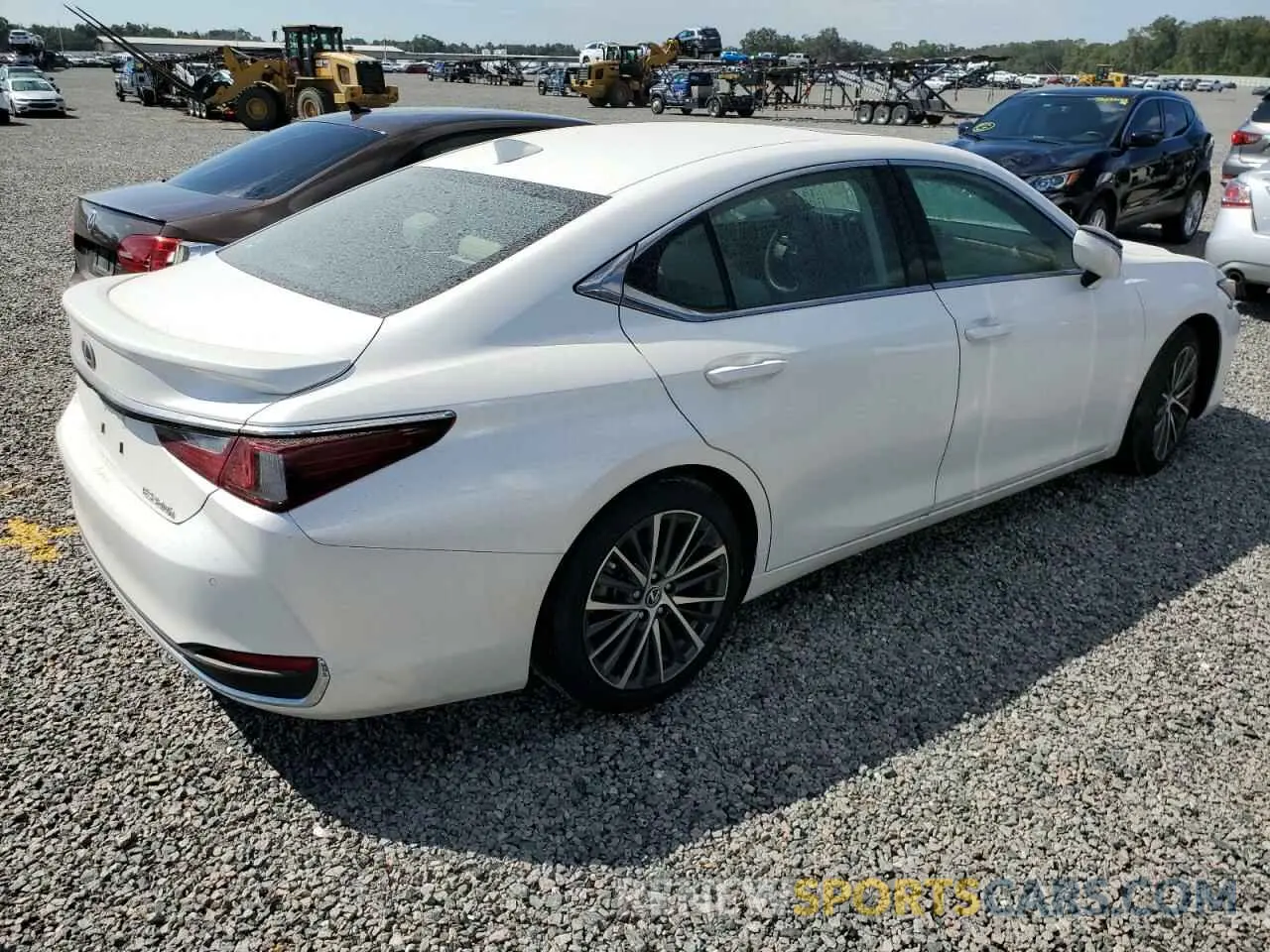 3 fotografías del automóvil dañado 58ADA1C18PU035224 LEXUS ES300 2023