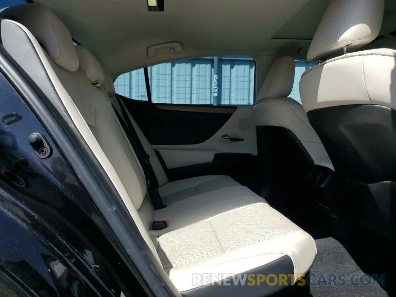 10 fotografías del automóvil dañado 58ADA1C19PU027956 LEXUS ES300 2023