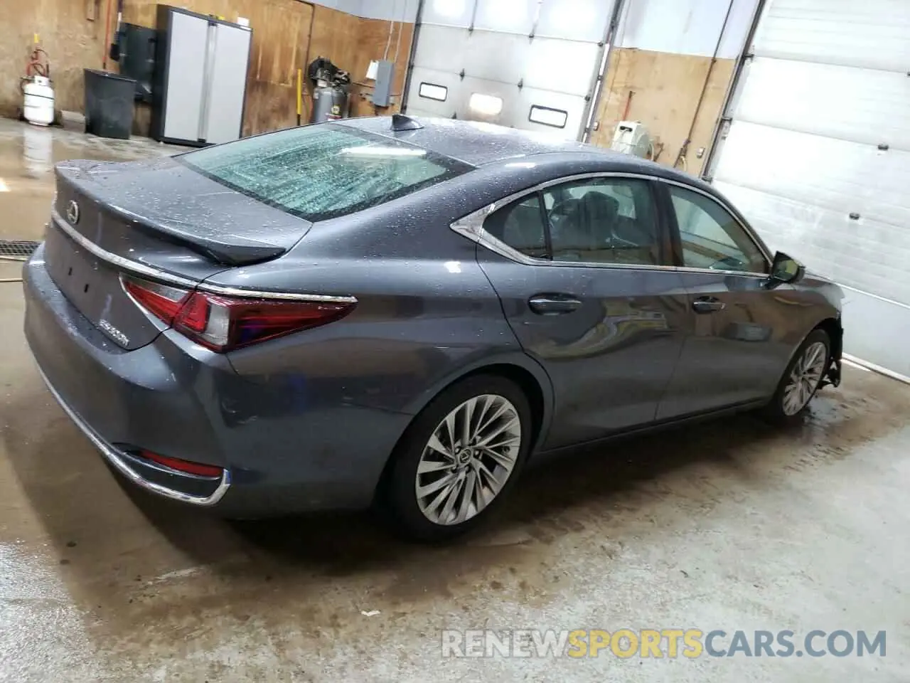 3 fotografías del automóvil dañado 58AEA1C18PU030397 LEXUS ES300 2023