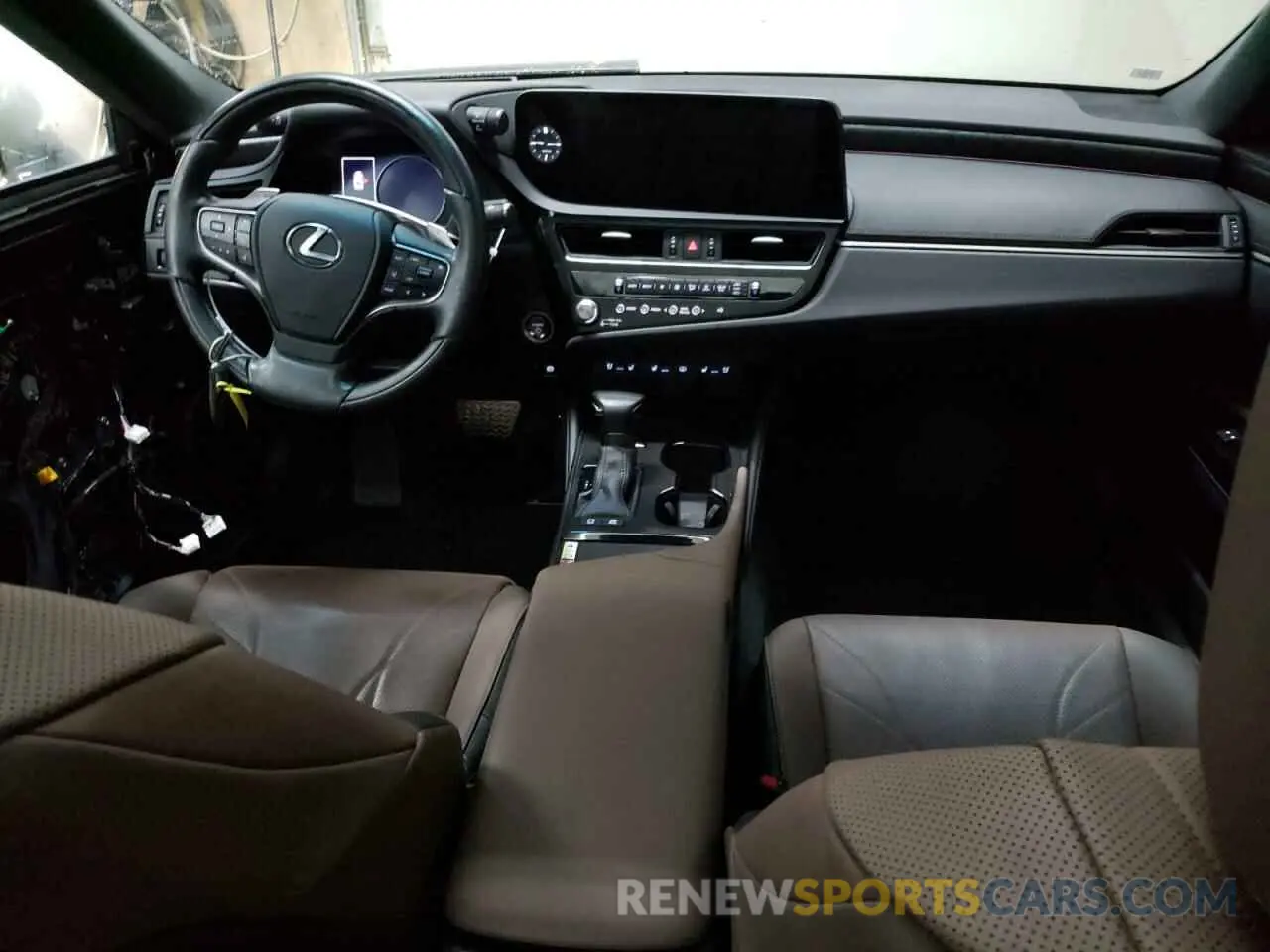 8 fotografías del automóvil dañado 58AEA1C18PU030397 LEXUS ES300 2023