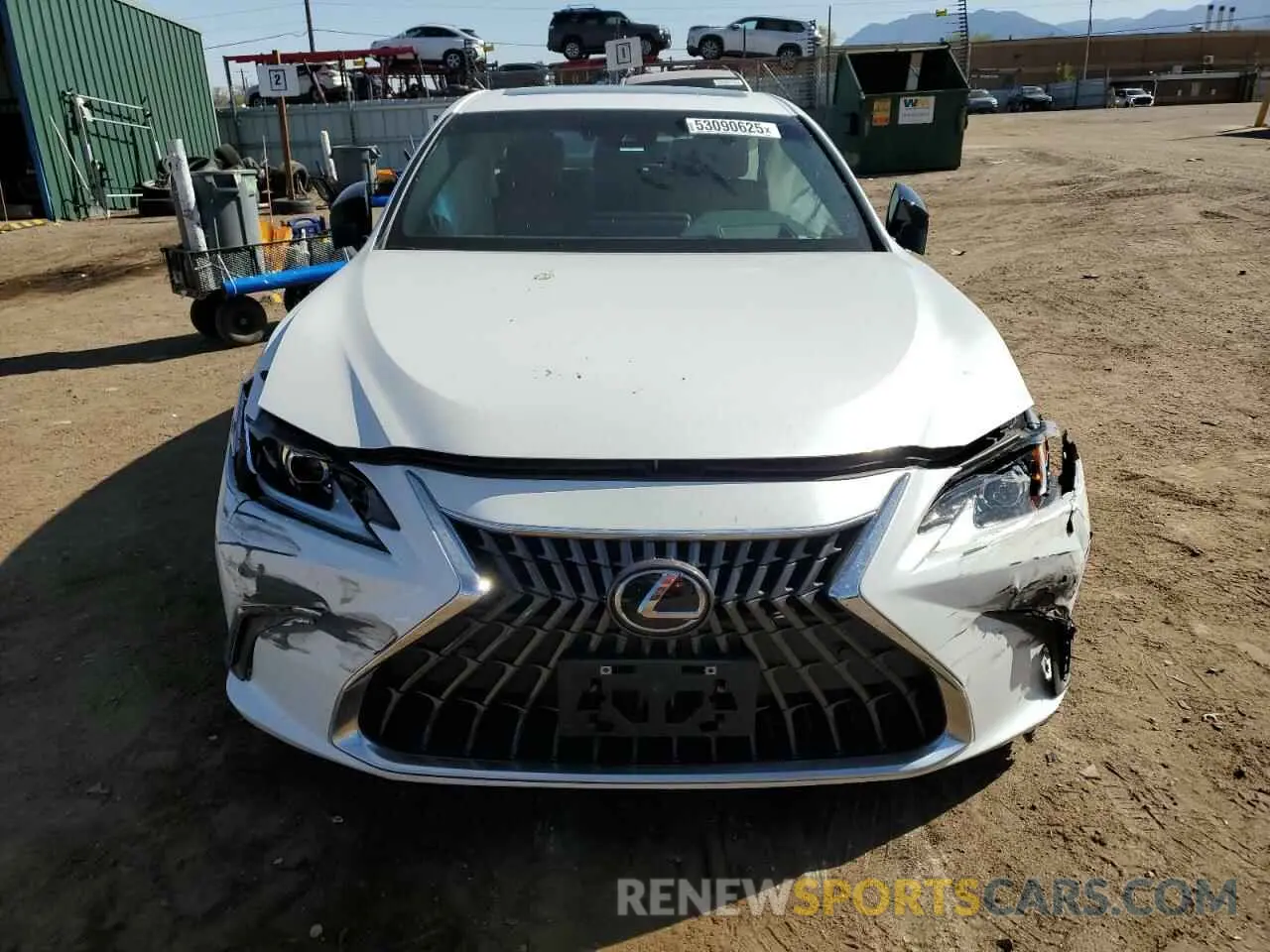 5 fotografías del automóvil dañado 58ADA1C11RU042633 LEXUS ES300 2024