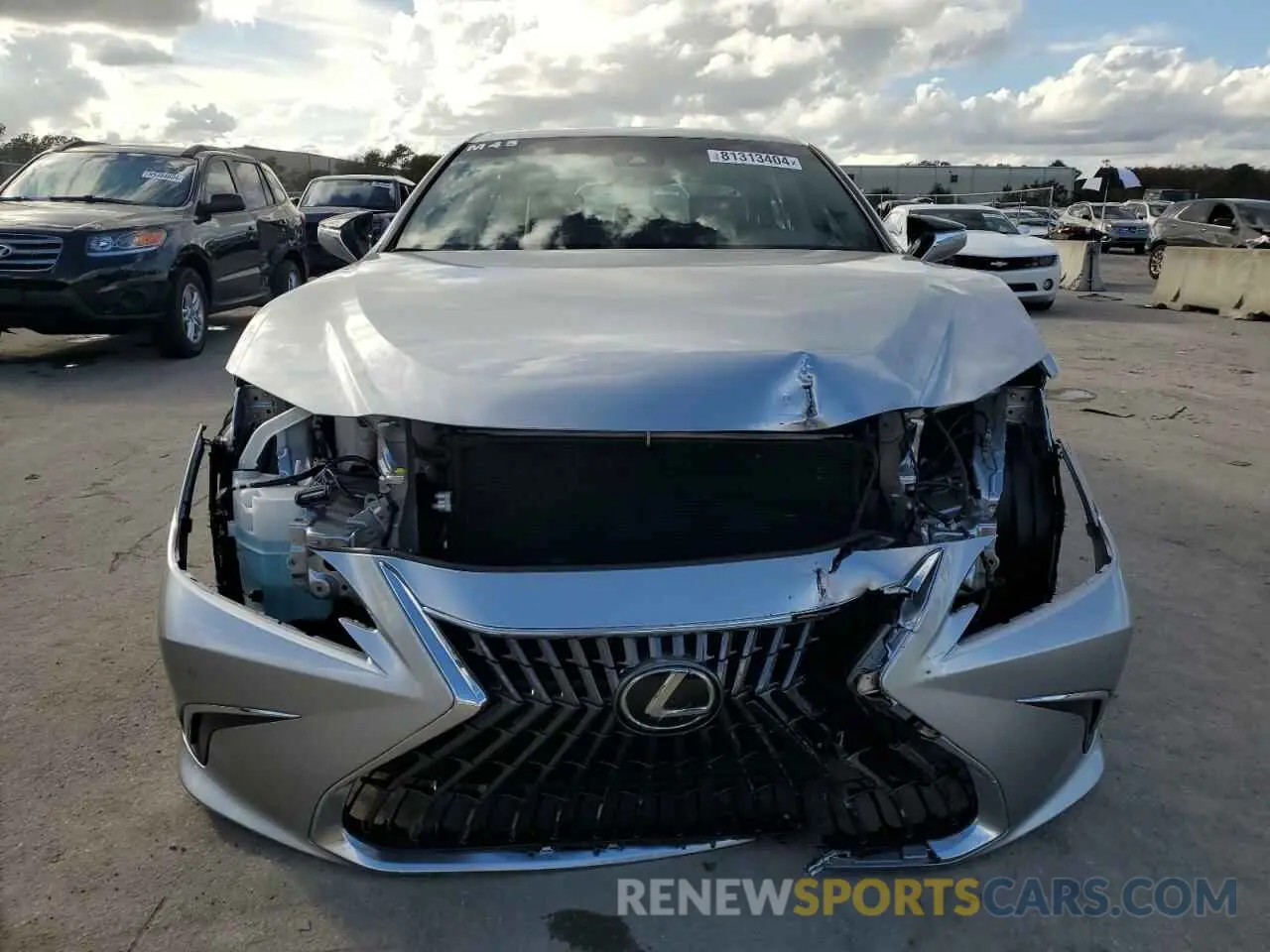 5 fotografías del automóvil dañado 58ADA1C11RU051414 LEXUS ES300 2024