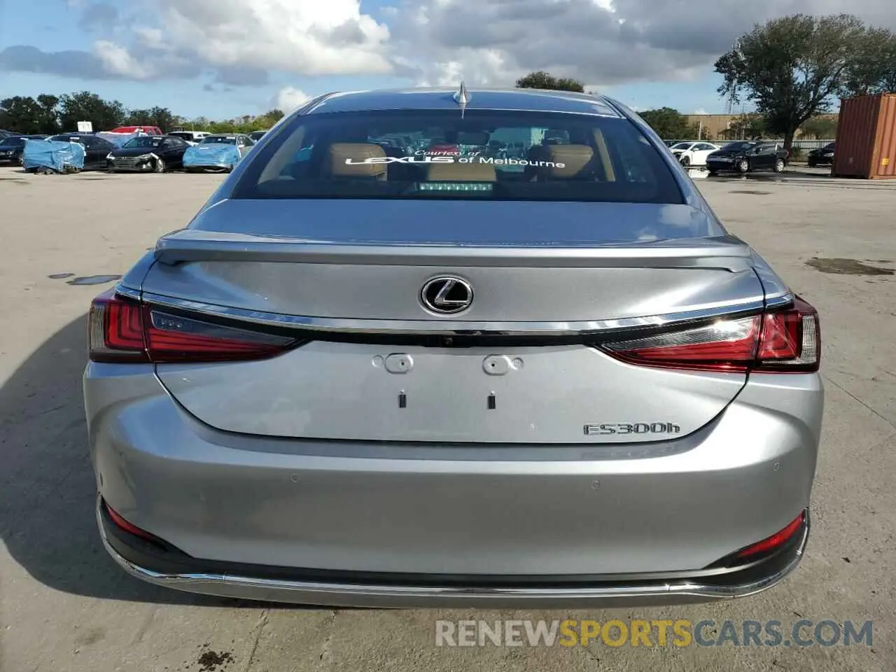 6 fotografías del automóvil dañado 58ADA1C11RU051414 LEXUS ES300 2024
