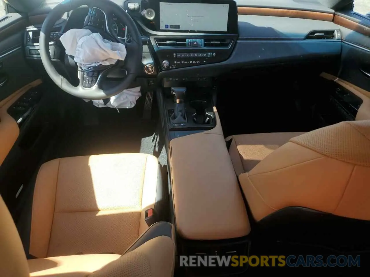 8 fotografías del automóvil dañado 58ADA1C12RU051132 LEXUS ES300 2024