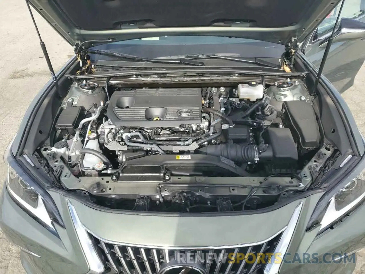 11 fotografías del automóvil dañado 58ADA1C15RU042246 LEXUS ES300 2024