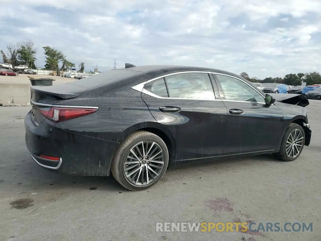 3 fotografías del automóvil dañado 58ADA1C1XRU050097 LEXUS ES300 2024