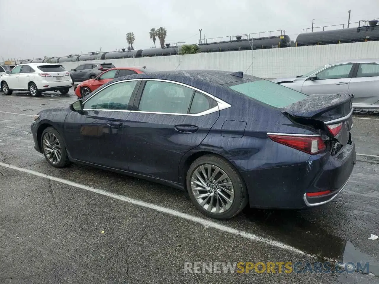 2 fotografías del automóvil dañado 58AEA1C13SU055975 LEXUS ES300 2024