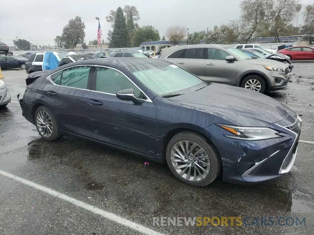 4 fotografías del automóvil dañado 58AEA1C13SU055975 LEXUS ES300 2024
