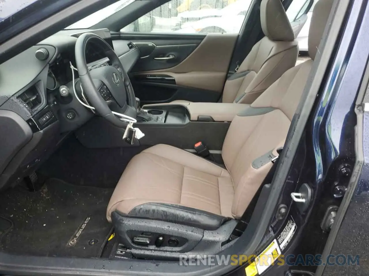 7 fotografías del automóvil dañado 58AEA1C13SU055975 LEXUS ES300 2024