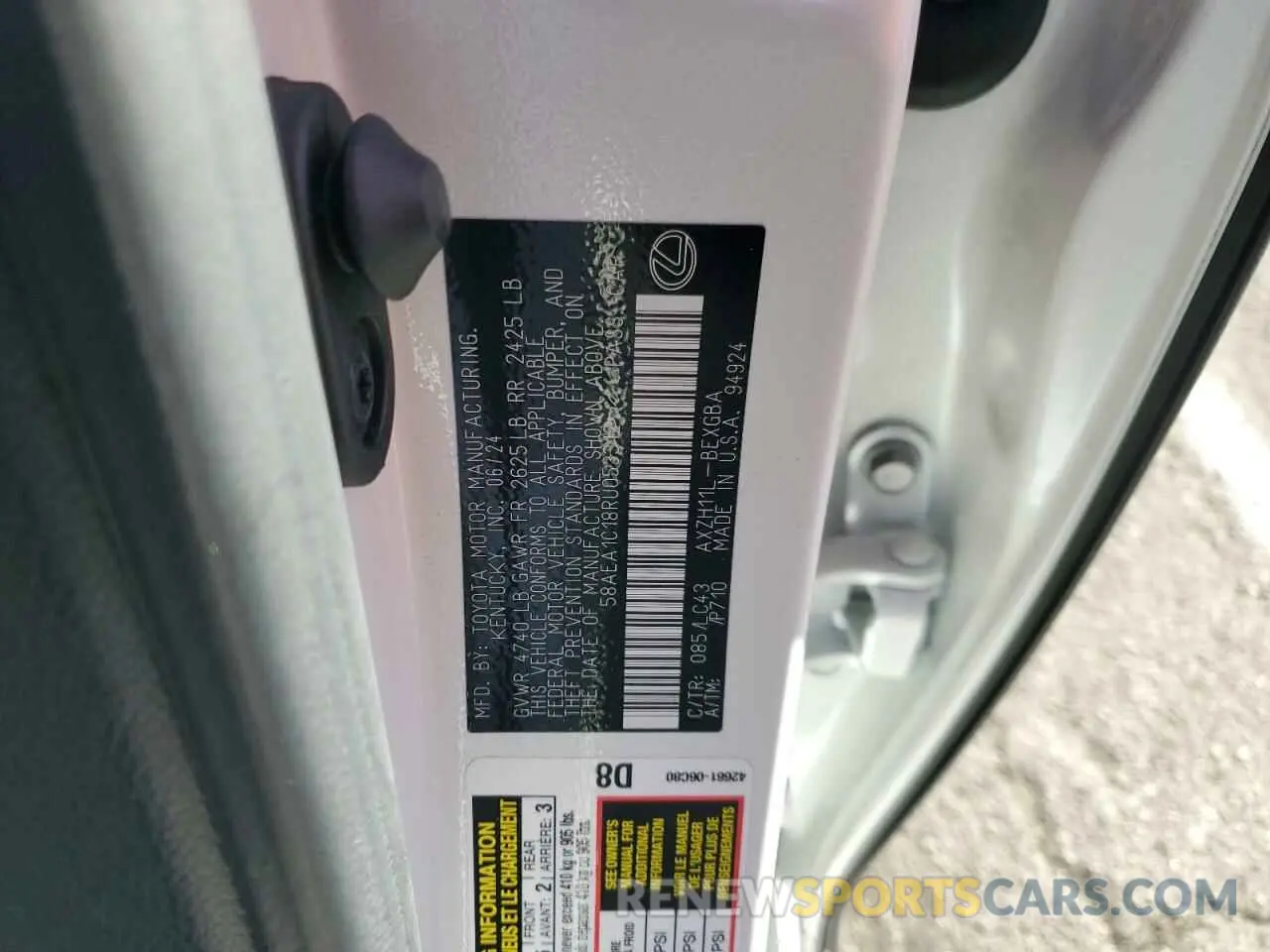 13 fotografías del automóvil dañado 58AEA1C18RU053312 LEXUS ES300 2024