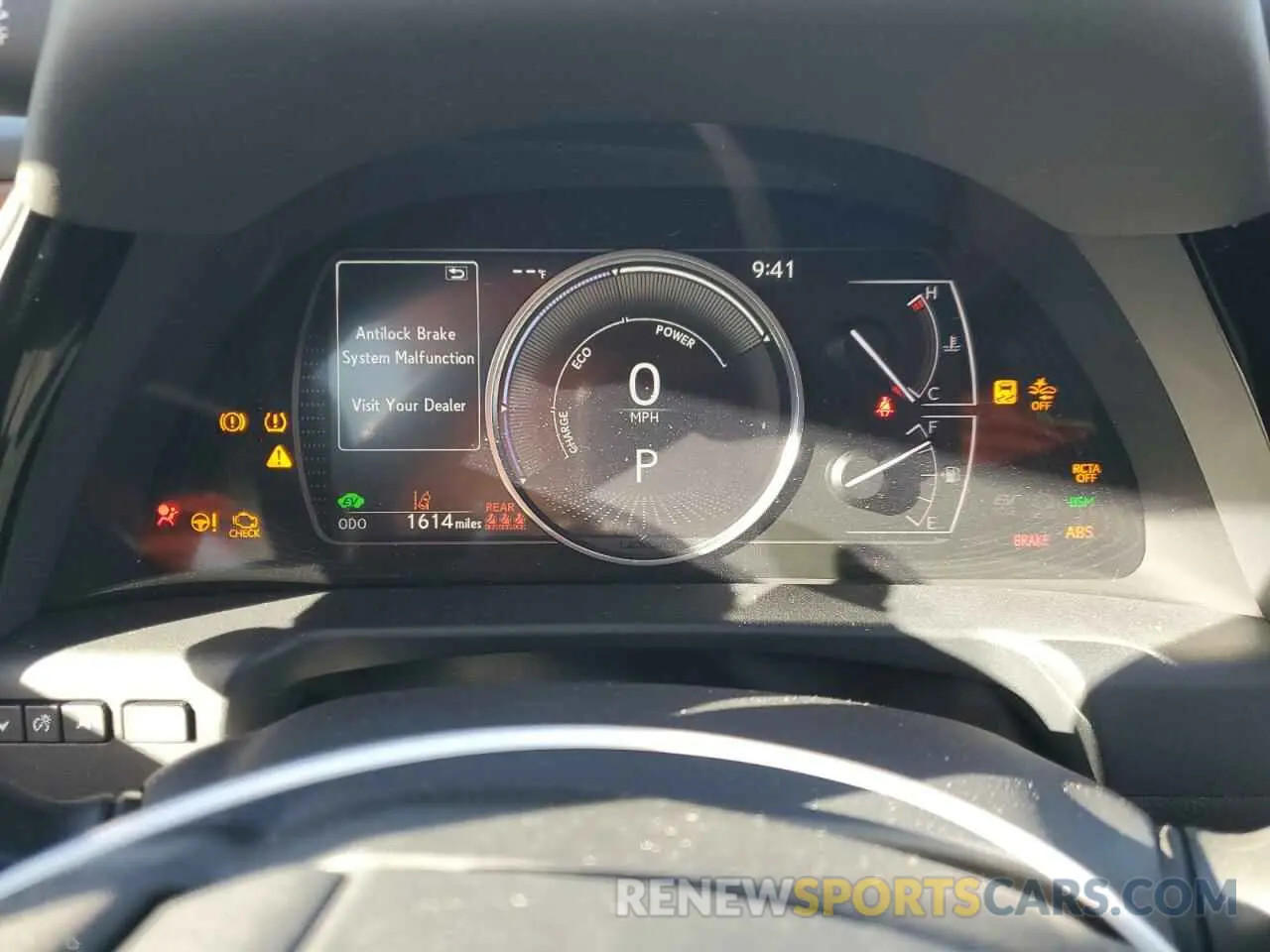 9 fotografías del automóvil dañado 58AEA1C18RU053312 LEXUS ES300 2024
