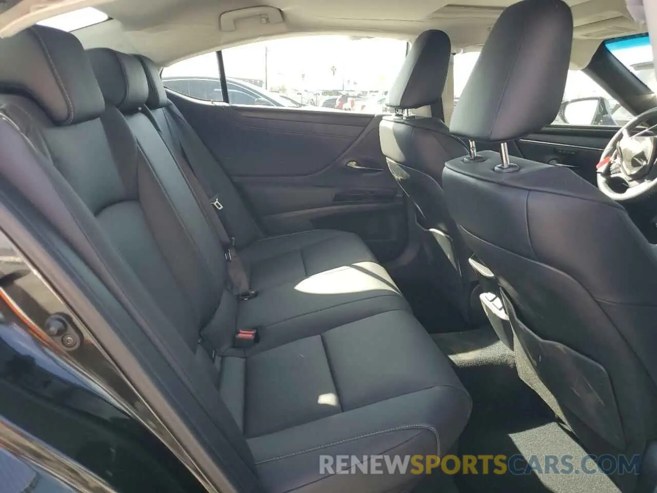 10 fotografías del automóvil dañado 58ADA1C16SU060048 LEXUS ES300 2025