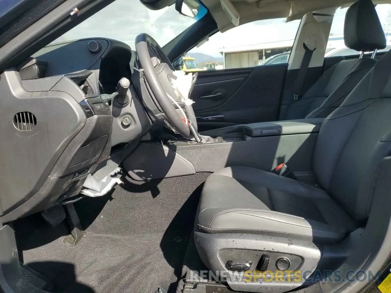7 fotografías del automóvil dañado 58ADA1C16SU060048 LEXUS ES300 2025